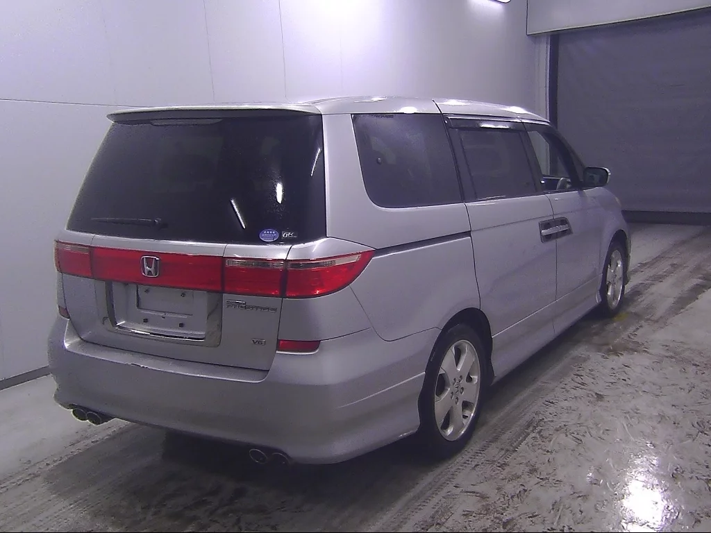 Honda Elysion  с аукциона в Японии