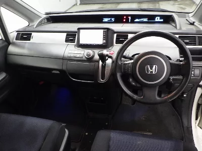 Honda STEPWGN SPADA