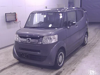 Honda N-Box Slash