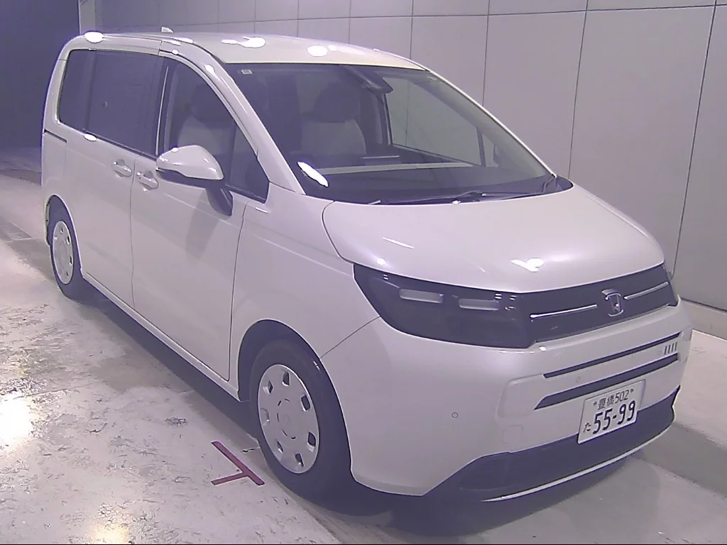 Honda Freed  с аукциона в Японии