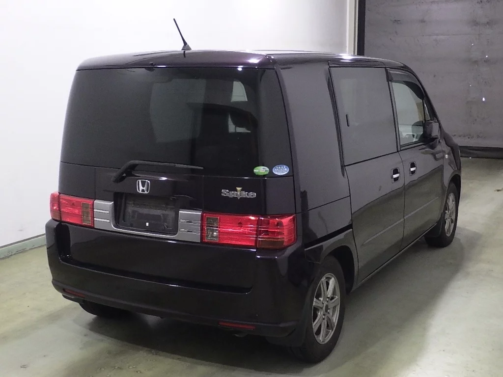 Honda Mobilio Spike  с аукциона в Японии