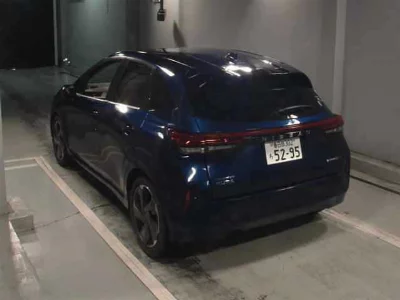 NISSAN AURA