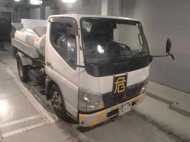 Mitsubishi Fuso Canter  с аукциона в Японии
