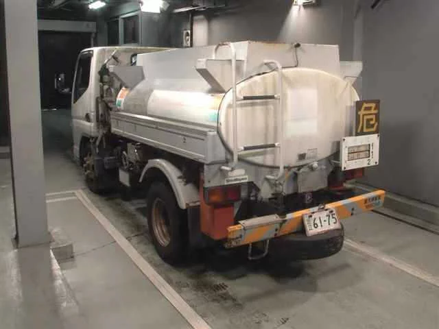 Mitsubishi Fuso Canter  с аукциона в Японии