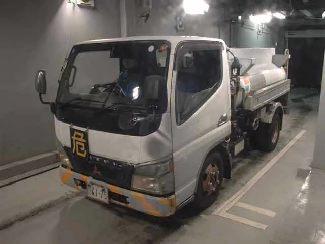 Mitsubishi Fuso Canter  с аукциона в Японии