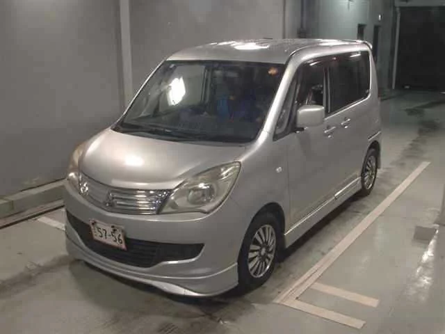 Mitsubishi Delica D:2  с аукциона в Японии