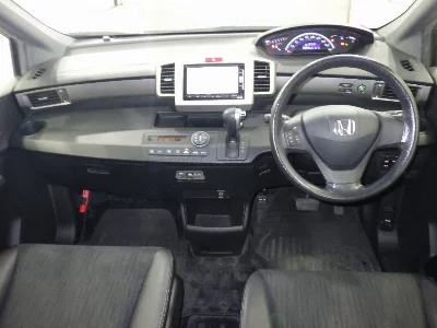 Honda Freed Spike