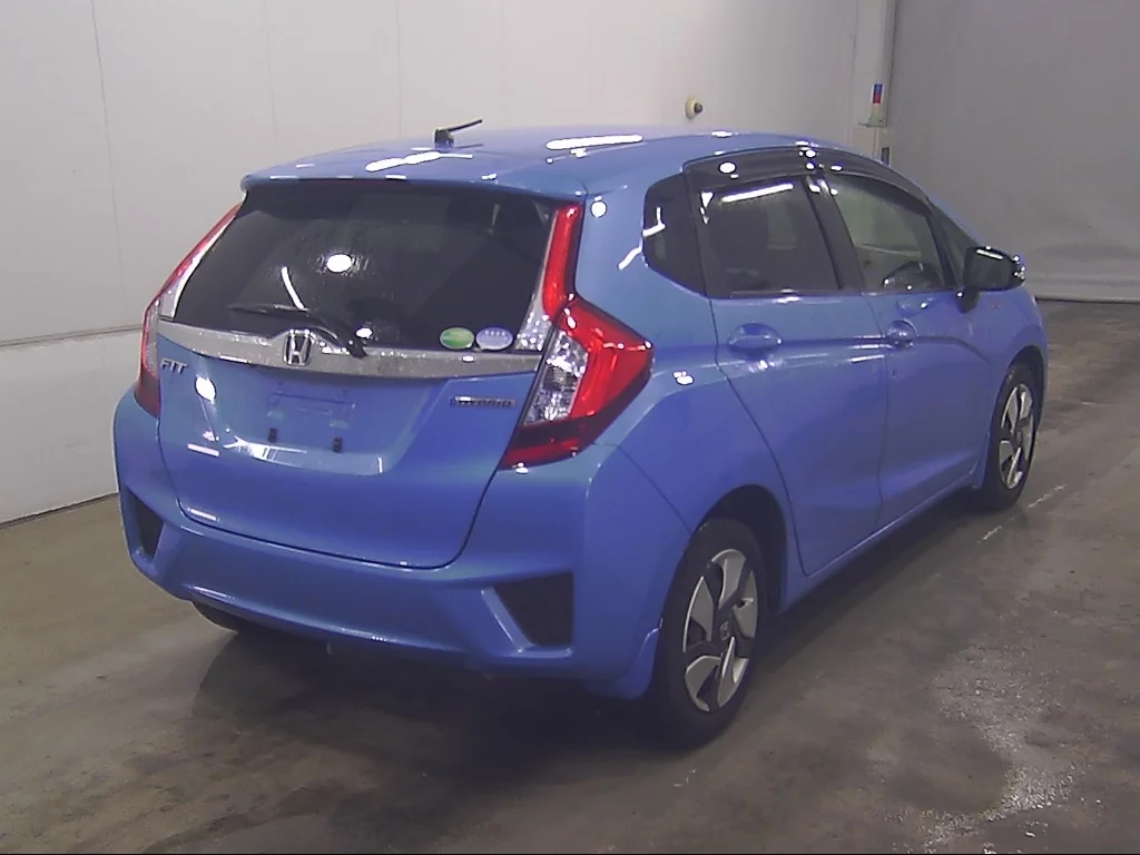 Honda Fit  с аукциона в Японии