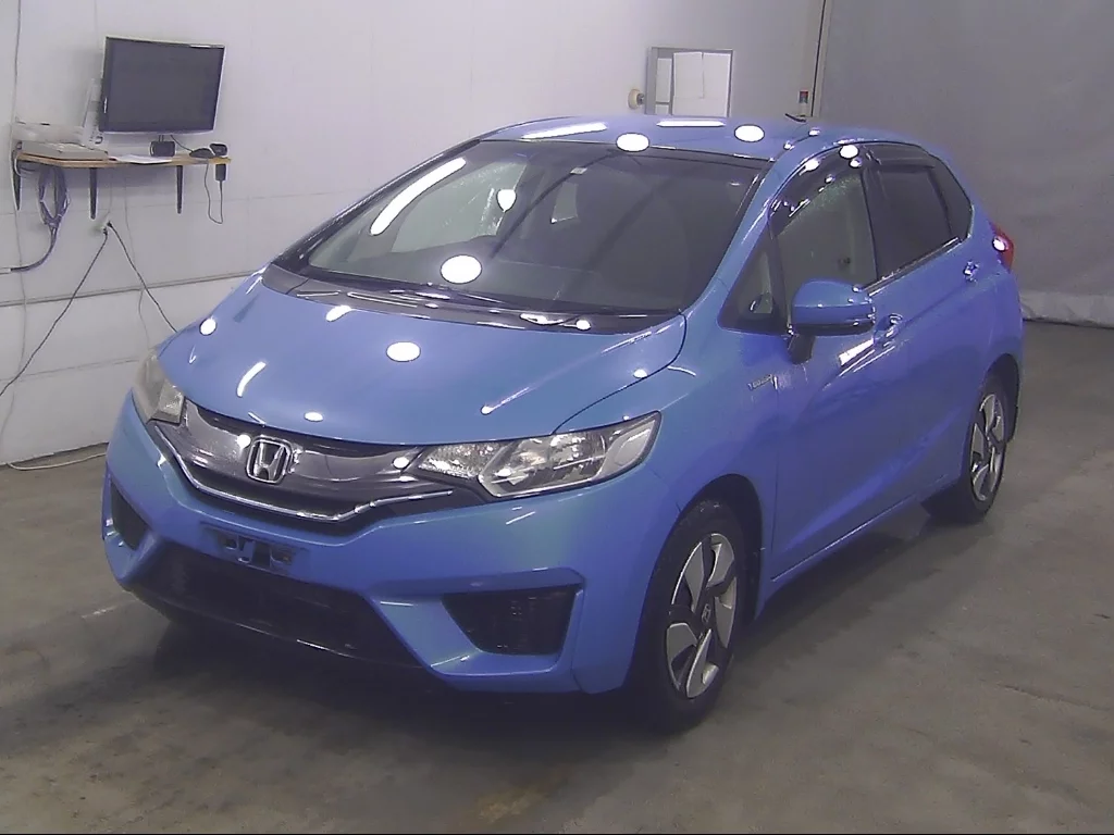 Honda Fit  с аукциона в Японии