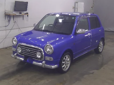 Daihatsu Mira Gino