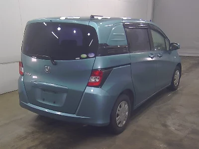 Honda Freed Spike