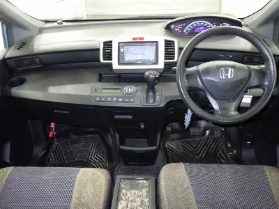 Honda Freed Spike