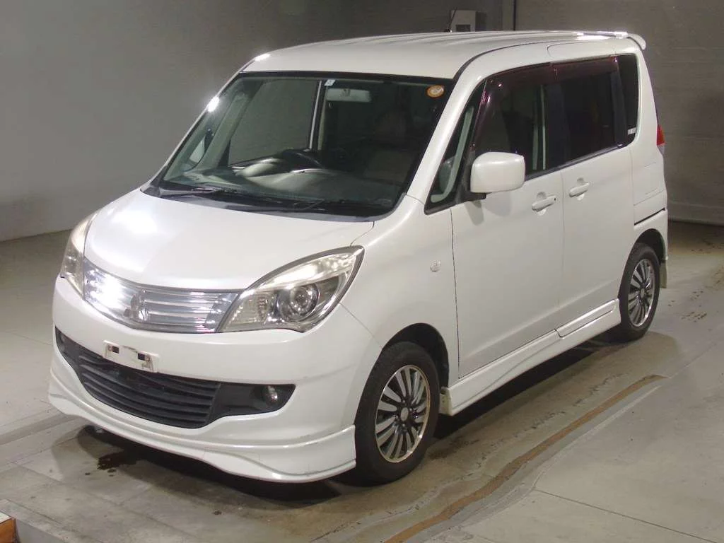 Mitsubishi Delica D:2  с аукциона в Японии