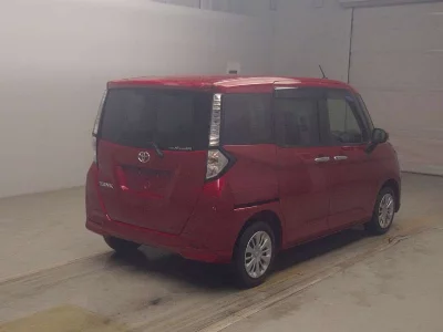 TOYOTA TANK