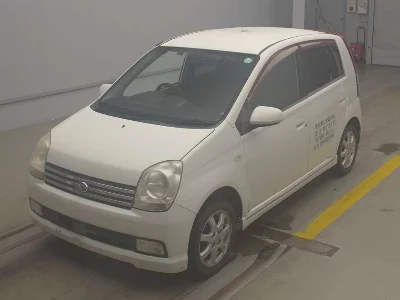 Daihatsu Mira Avy