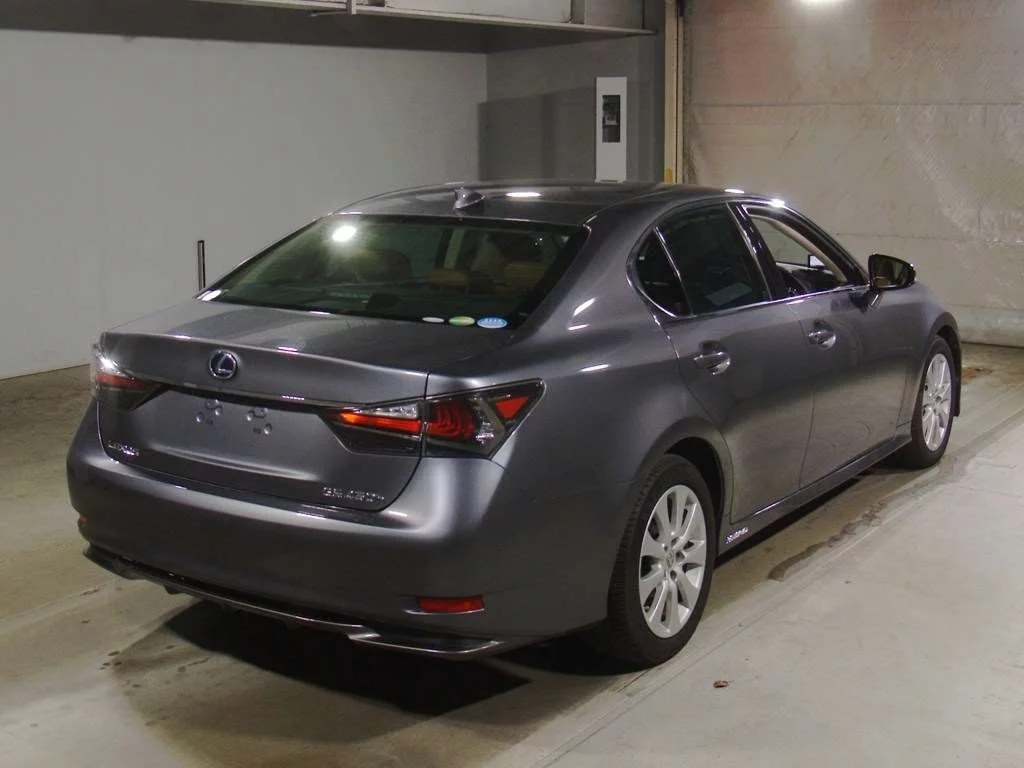 Lexus GS  с аукциона в Японии