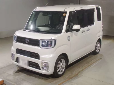 TOYOTA PIXIS MEGA