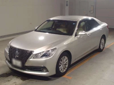 Toyota CROWN HYBRID
