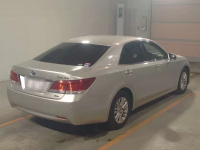 Toyota CROWN HYBRID