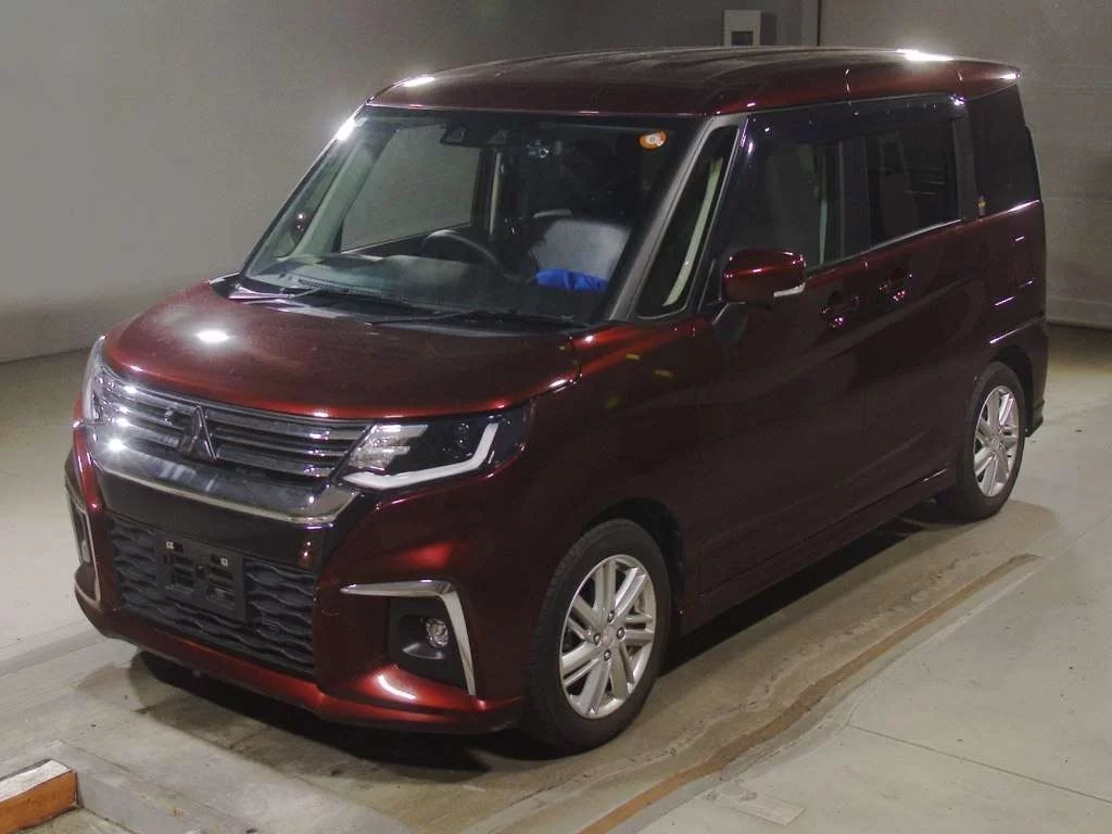 Mitsubishi Delica D:2  с аукциона в Японии