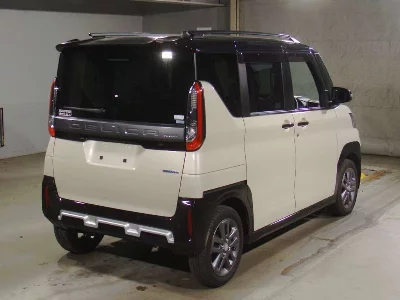 Mitsubishi Delica Mini