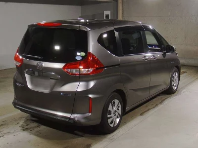 HONDA FREED + HYBRID