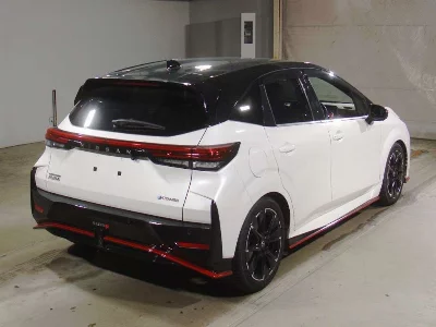 NISSAN AURA