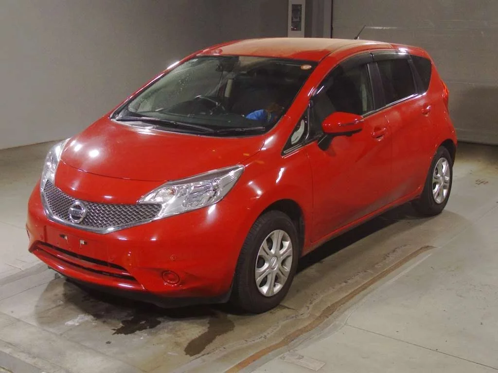 Nissan Note  с аукциона в Японии