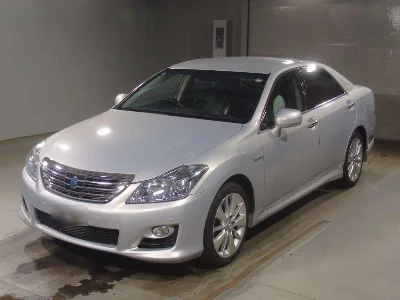 Toyota CROWN HYBRID