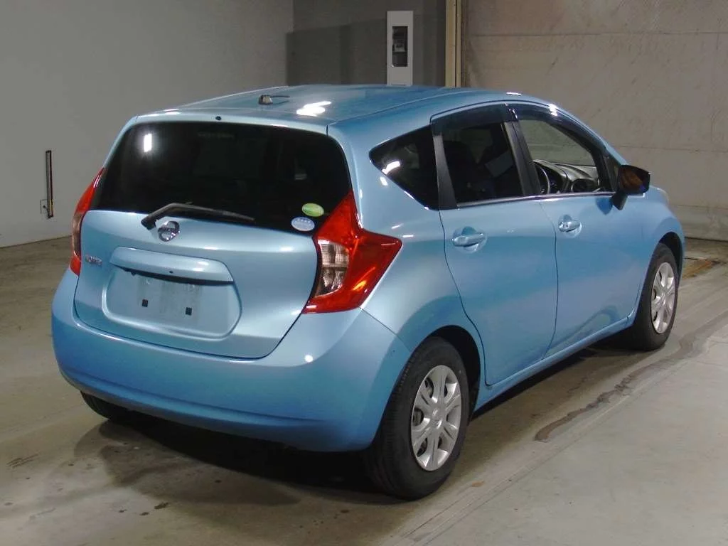 Nissan Note  с аукциона в Японии