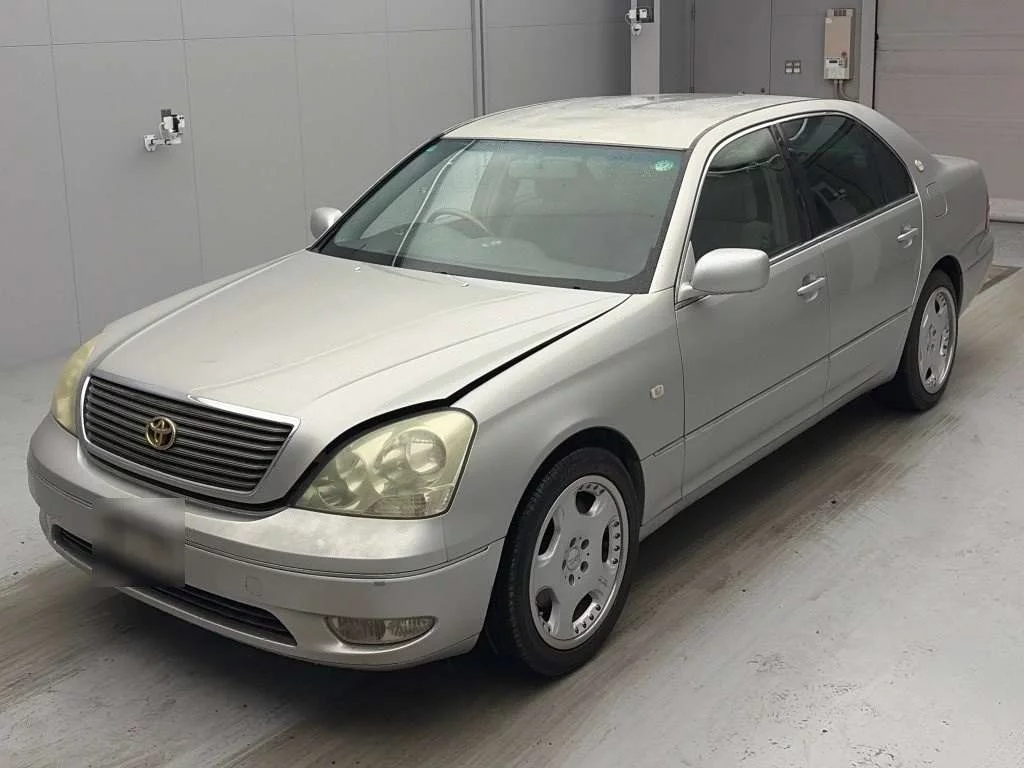 Toyota Celsior  с аукциона в Японии