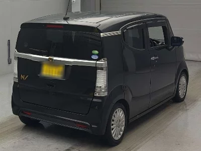 Honda N BOX SLASH