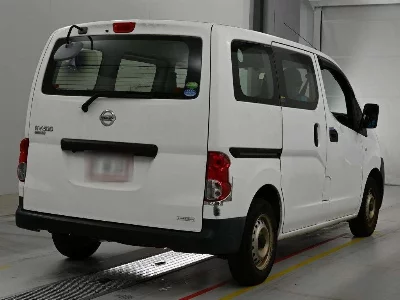 Nissan NV200 VANETTE VAN