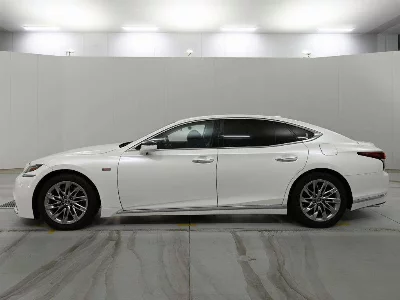 Lexus LS500