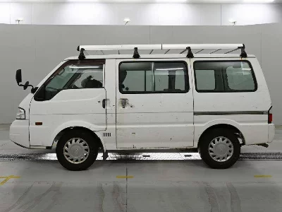 Mazda Bongo Van
