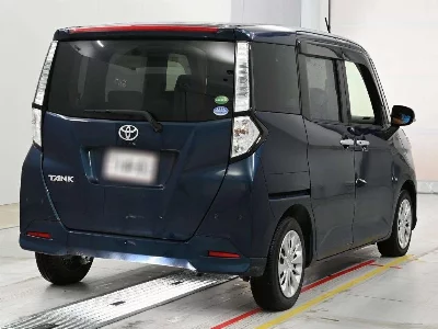 TOYOTA TANK