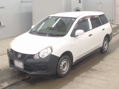 Nissan AD