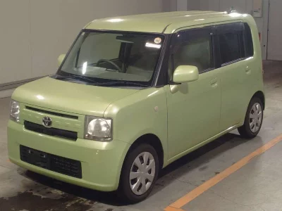 Toyota Pixis Space