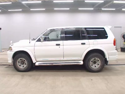 Mitsubishi Challenger