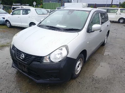 Nissan AD