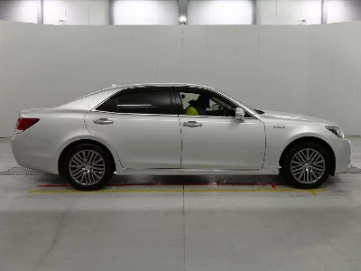 Toyota CROWN MAJESTA