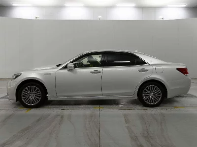 Toyota CROWN MAJESTA