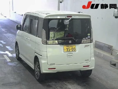 Suzuki Spacia
