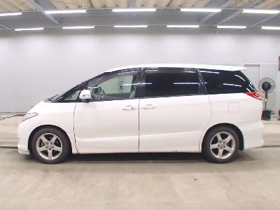 Toyota Estima Hybrid