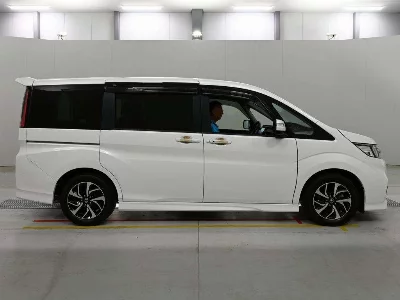 HONDA STEPWGN SPADA