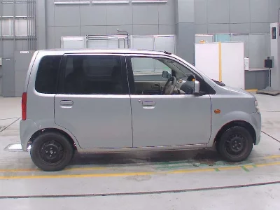 Nissan Otti