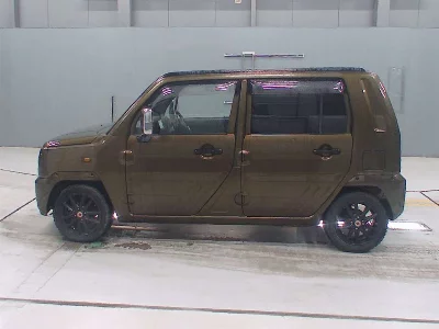 Daihatsu Naked