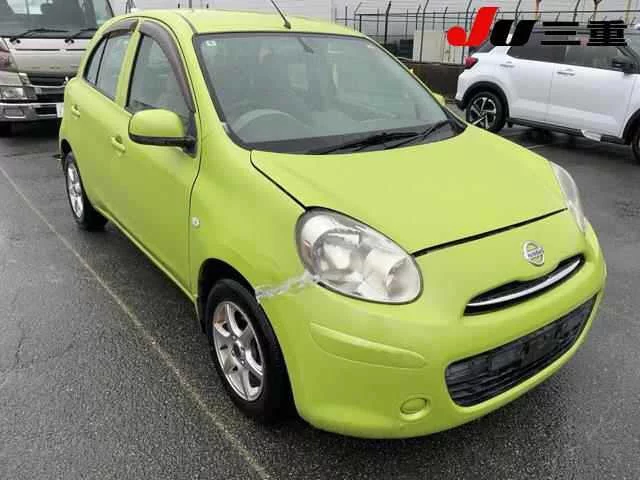 Nissan March  с аукциона в Японии
