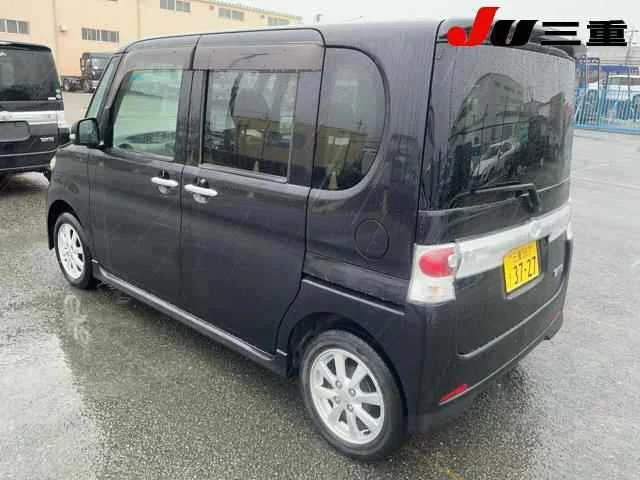 Daihatsu Tanto  с аукциона в Японии