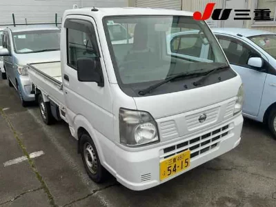 Nissan NT100 Clipper